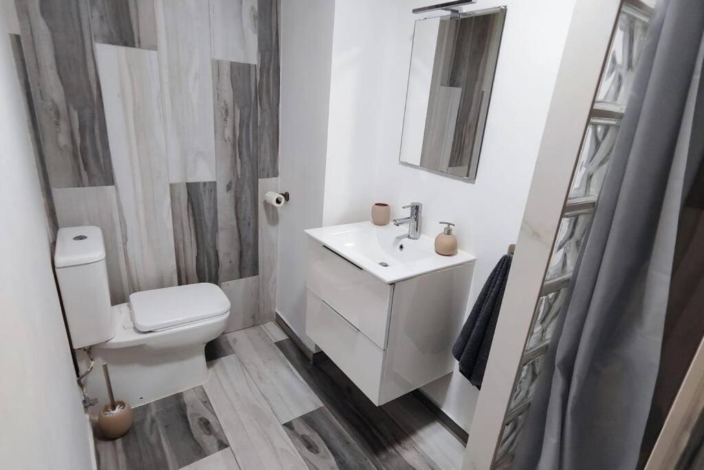 Apartamento En กูลเญรา ภายนอก รูปภาพ